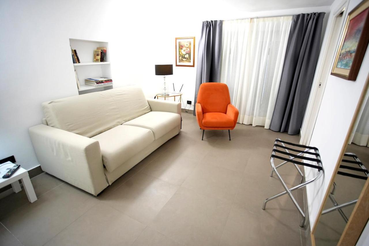 Palazzo Marletta Duomo Apartment كاتانيا المظهر الخارجي الصورة